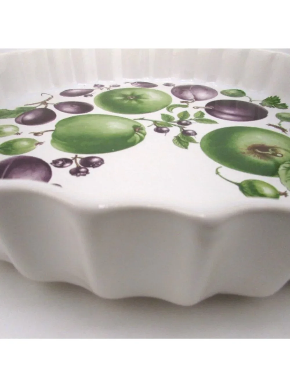 Harvest Festival Hand painted apples plums 10” Quiche Pie Flan Baking Dish Pan